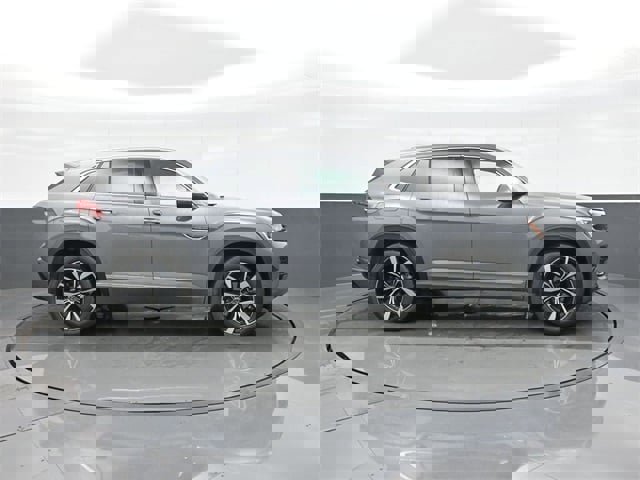 New 2026 Volkswagen Atlas Cross Sport SEL Premium R-Line image 8