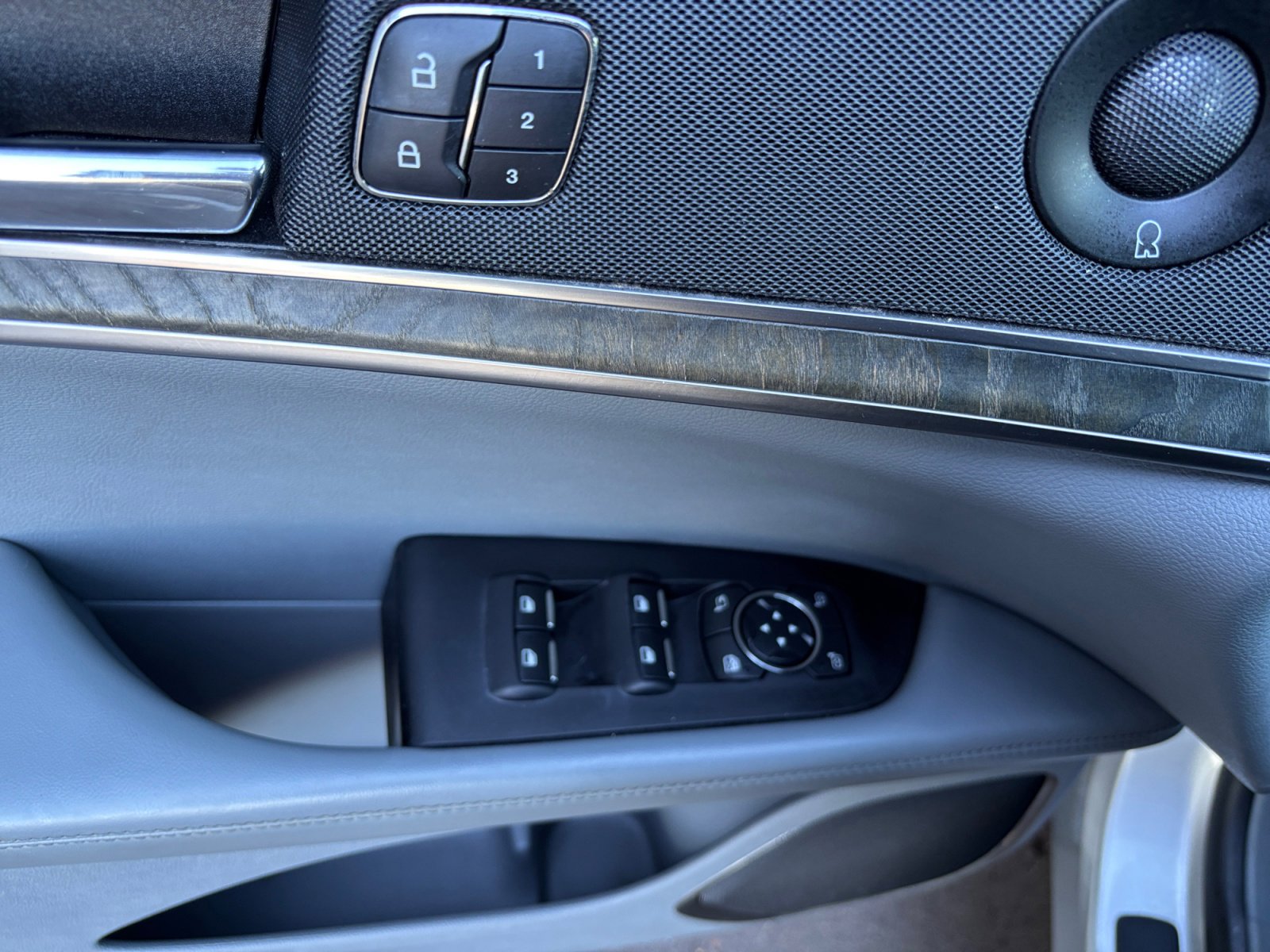 Used 2019 Lincoln Nautilus Reserve image 14