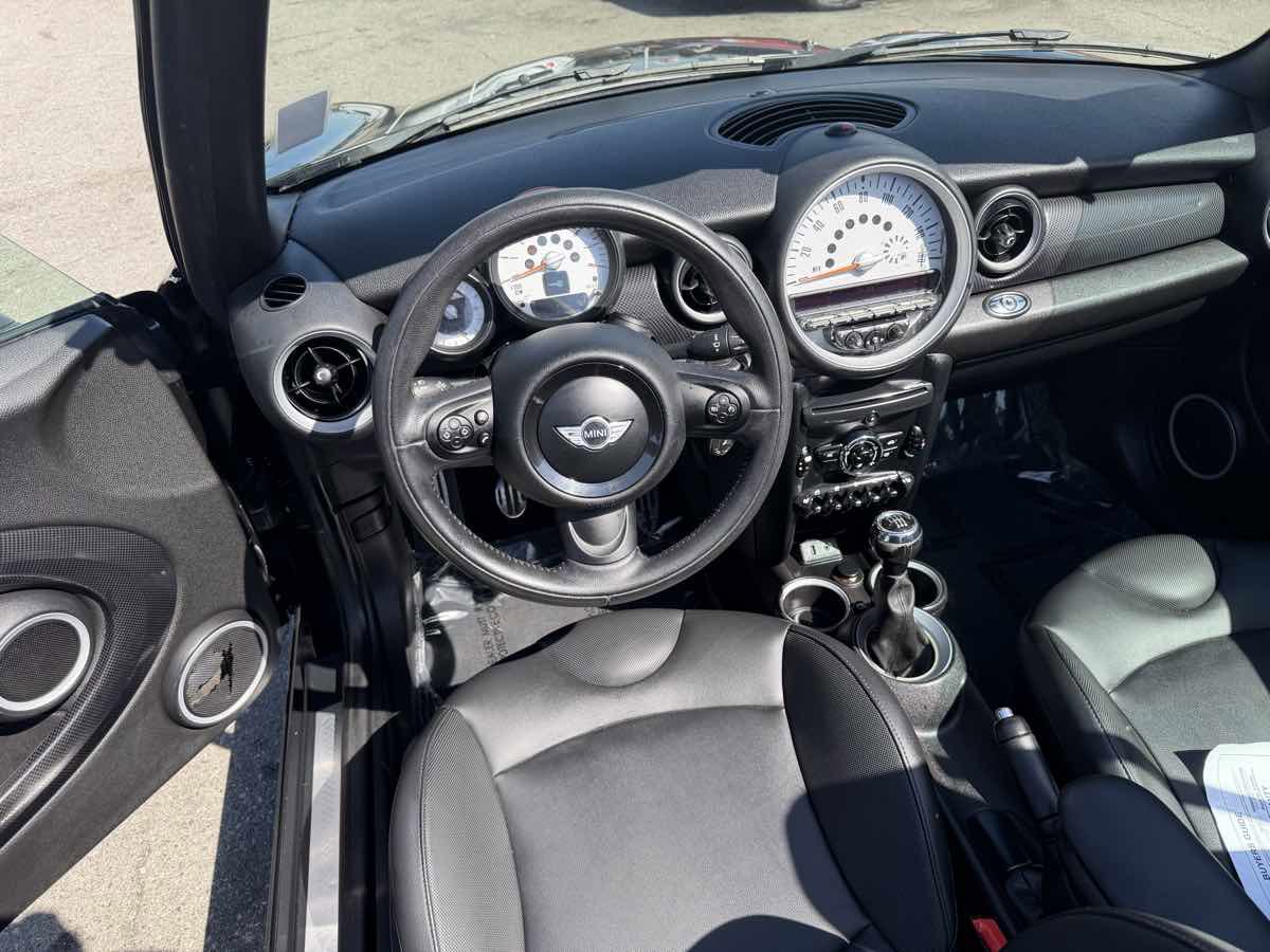 Used 2013 MINI Cooper S FWD image 19