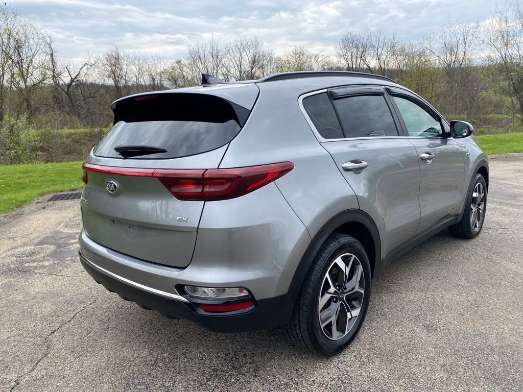 Certified 2020 Kia Sportage EX w/ Option Group 15 AWD/4WD image 3
