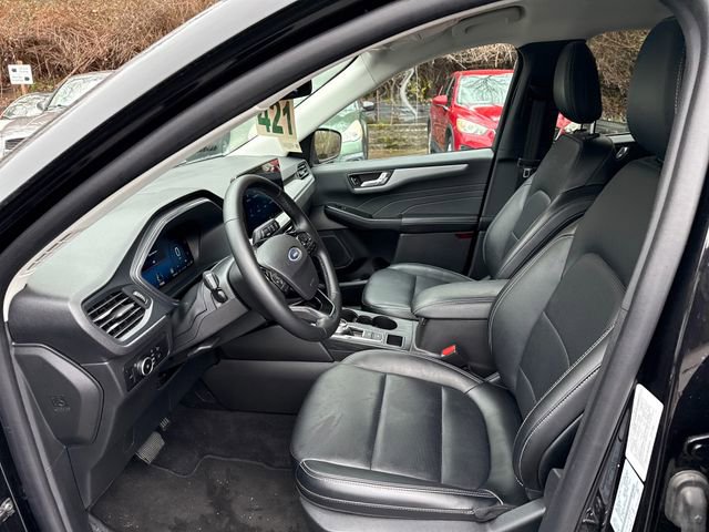 Used 2025 Ford Escape Platinum image 48