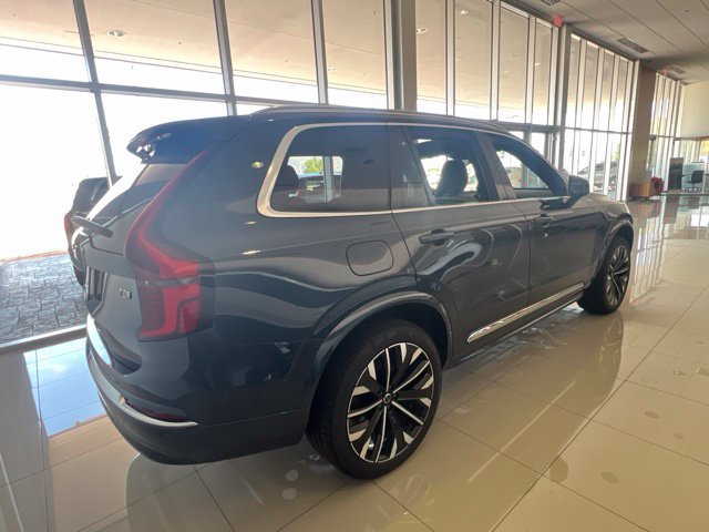 New 2026 Volvo XC90 T8 Plus w/ Protection Package AWD/4WD image 2