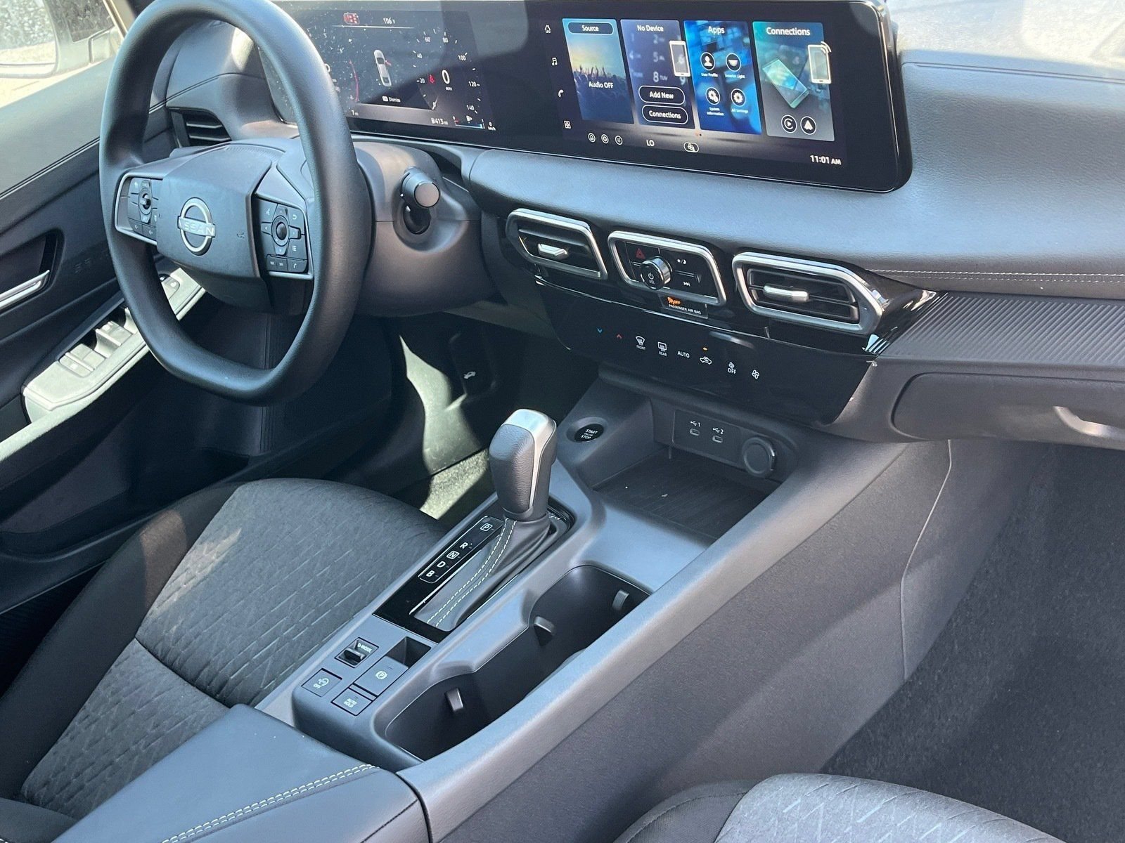 New 2027 Nissan Sentra SV w/ Floor Mat Package FWD image 8