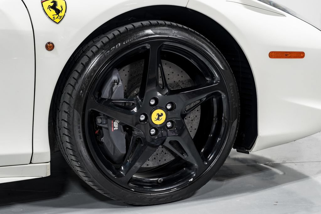 Used 2014 Ferrari 458 Spider RWD image 46