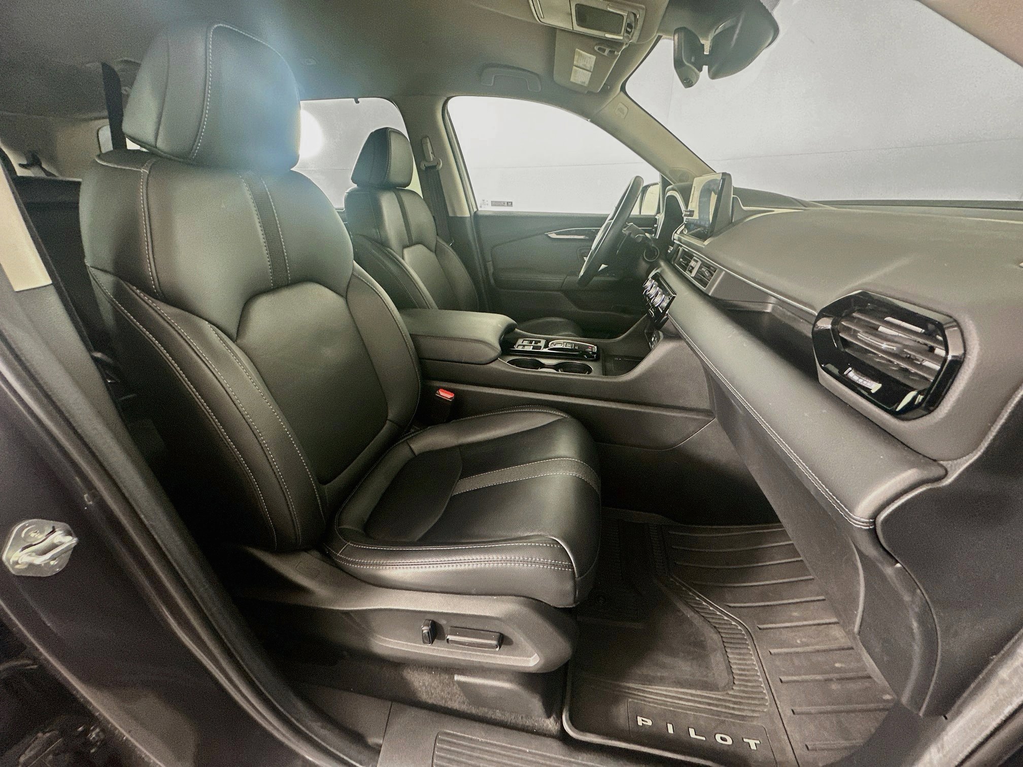 Used 2024 Honda Pilot EX-L image 31