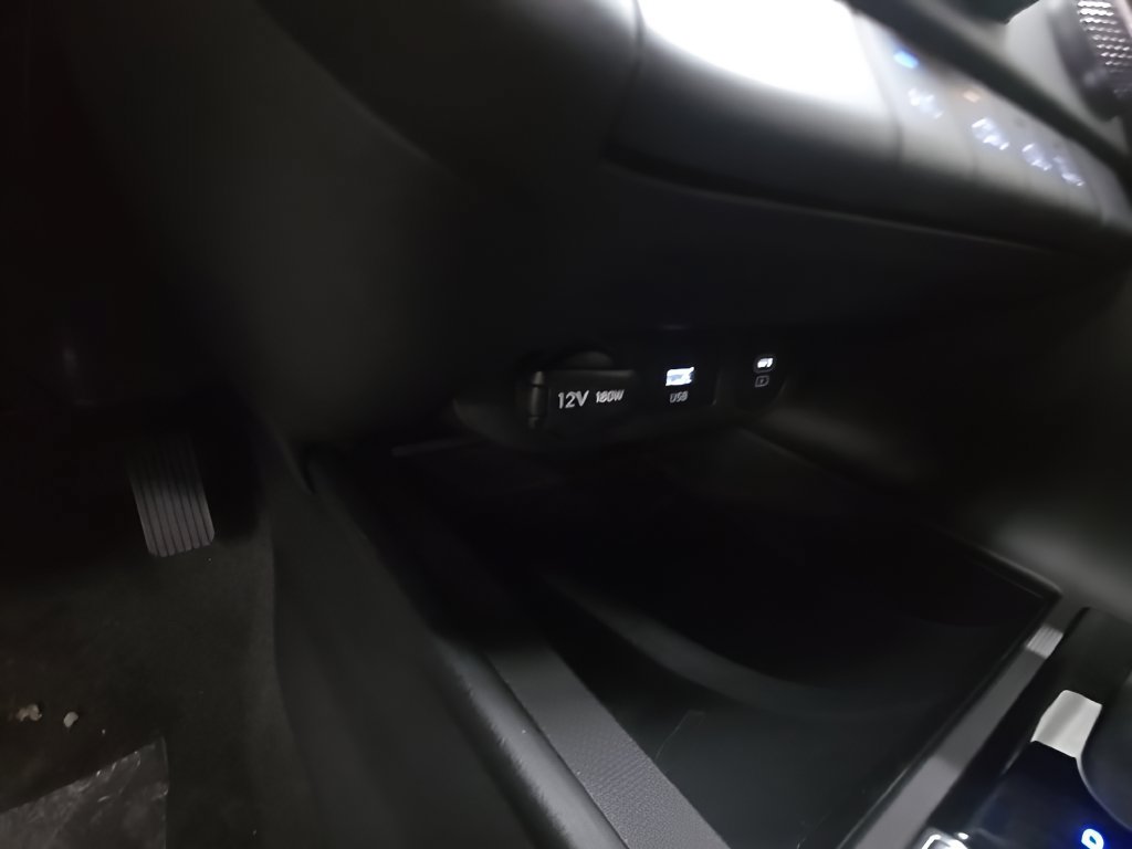 New 2026 Hyundai Elantra SE FWD image 34