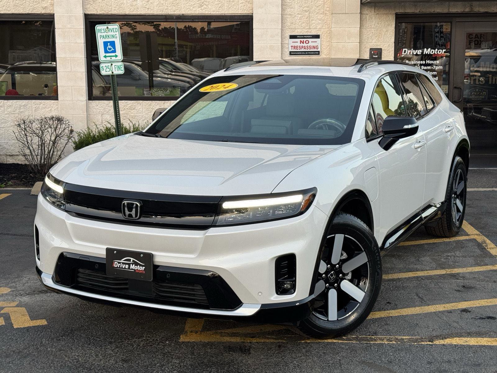 Used 2024 Honda Prologue Touring image 2