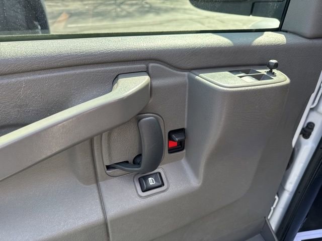 Used 2024 Chevrolet Express 2500 w/ Driver Convenience Package image 16