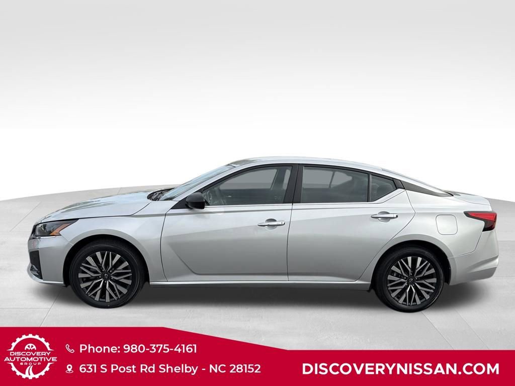 Certified 2025 Nissan Altima 2.5 SV AWD/4WD image 9