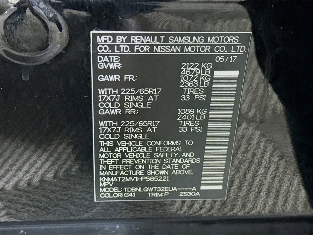 Used 2017 Nissan Rogue SV image 34