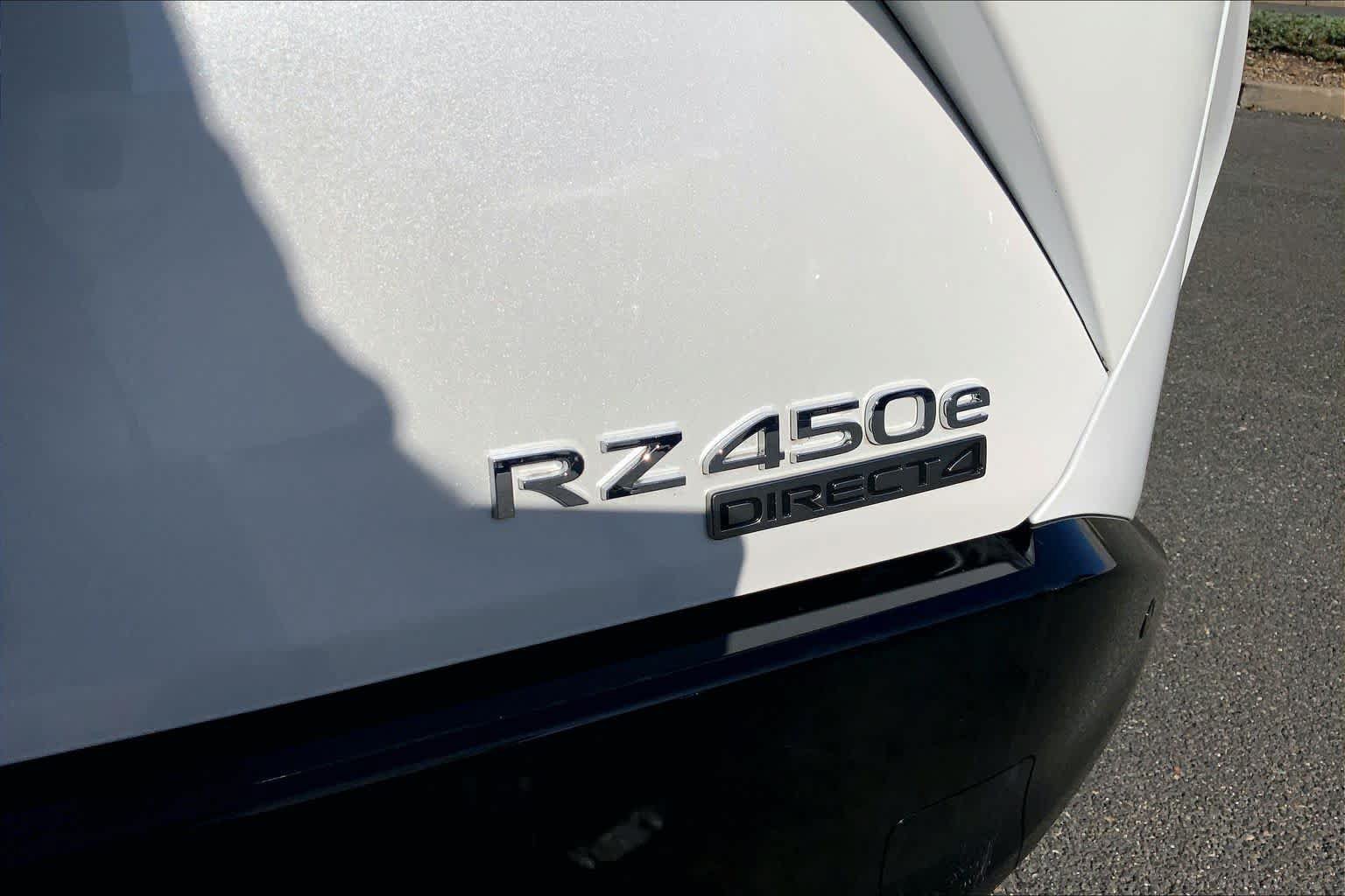 Used 2026 Lexus RZ 450e AWD w/ Technology Package image 9