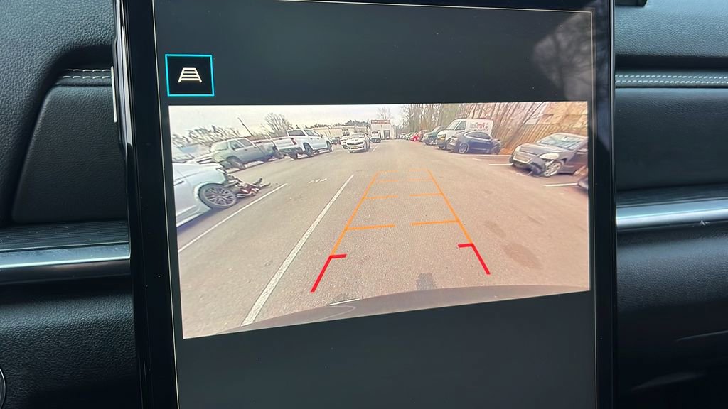 Used 2025 GMC Terrain Elevation image 25