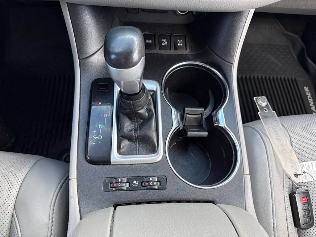 Used 2018 Toyota Highlander Limited AWD/4WD image 24