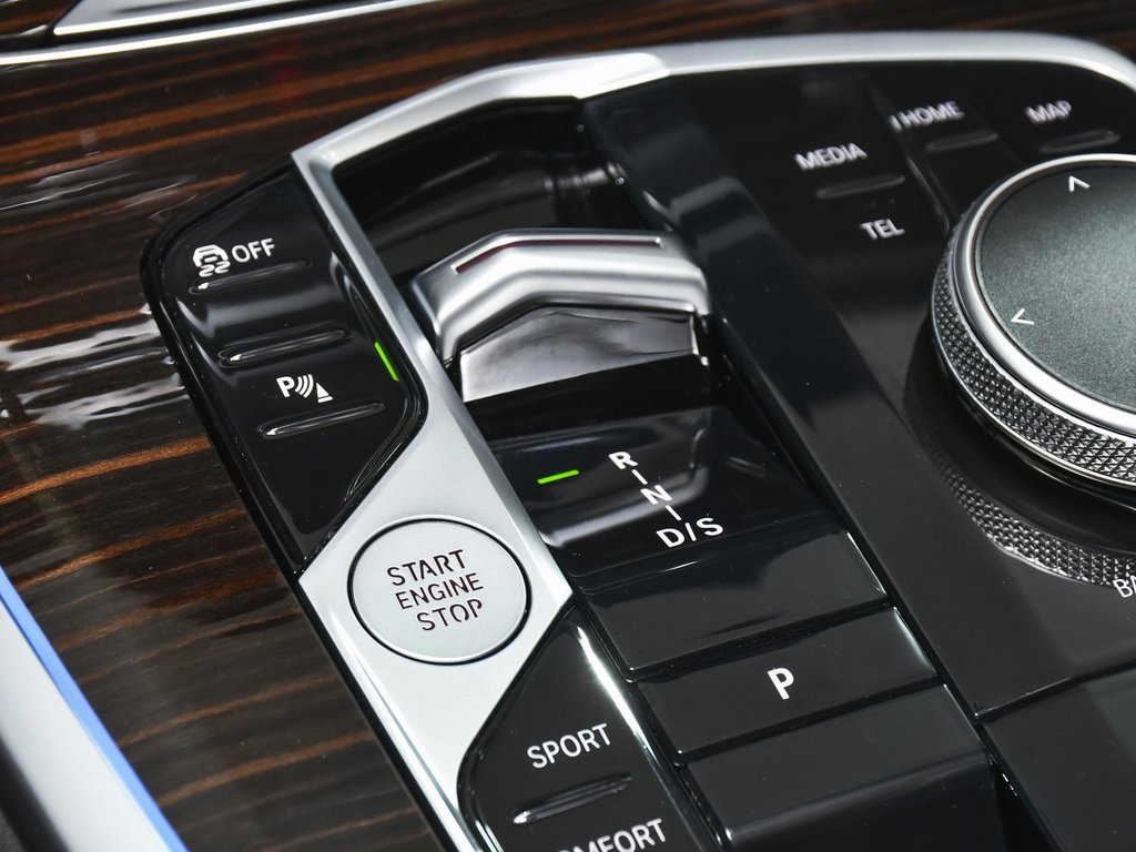 Used 2026 BMW X7 xDrive40i image 38