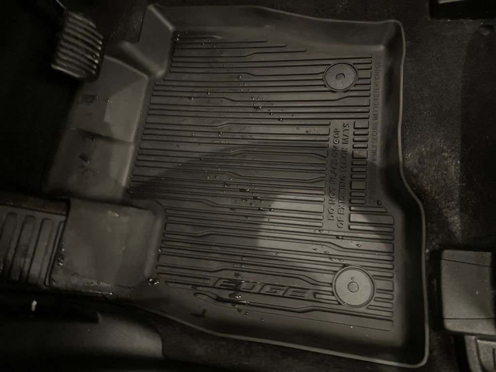 Used 2023 Ford Edge SEL AWD/4WD image 27