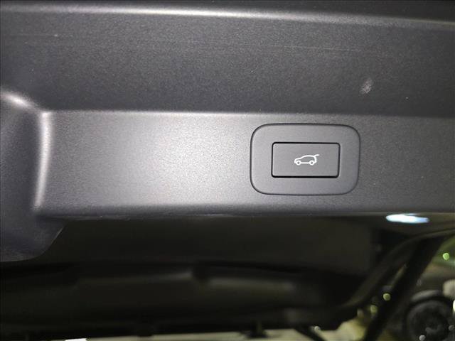 New 2026 Land Rover Range Rover Sport SE AWD/4WD image 13