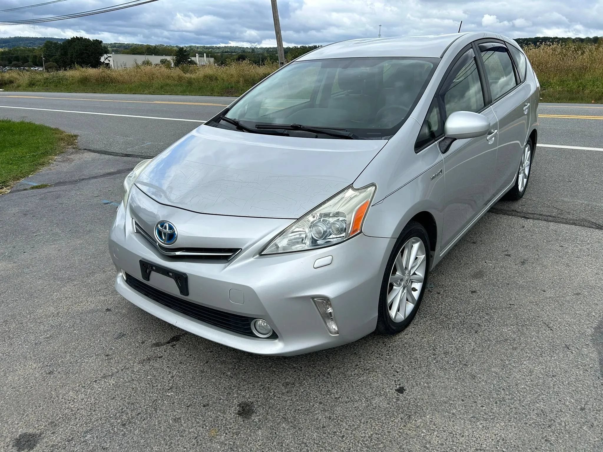 Used 2012 Toyota Prius V Five FWD image 5