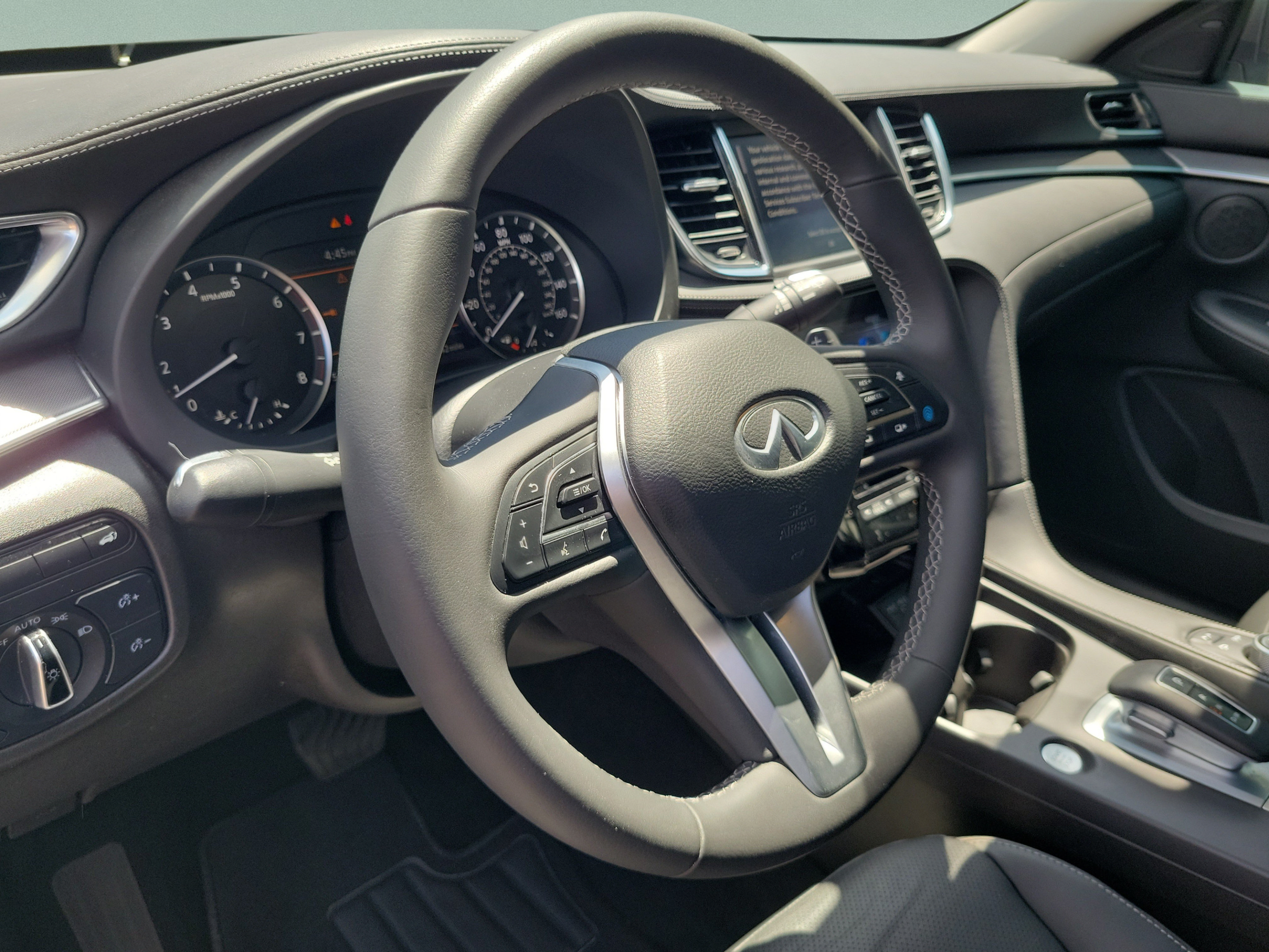 Certified 2023 INFINITI QX50 Luxe FWD image 27