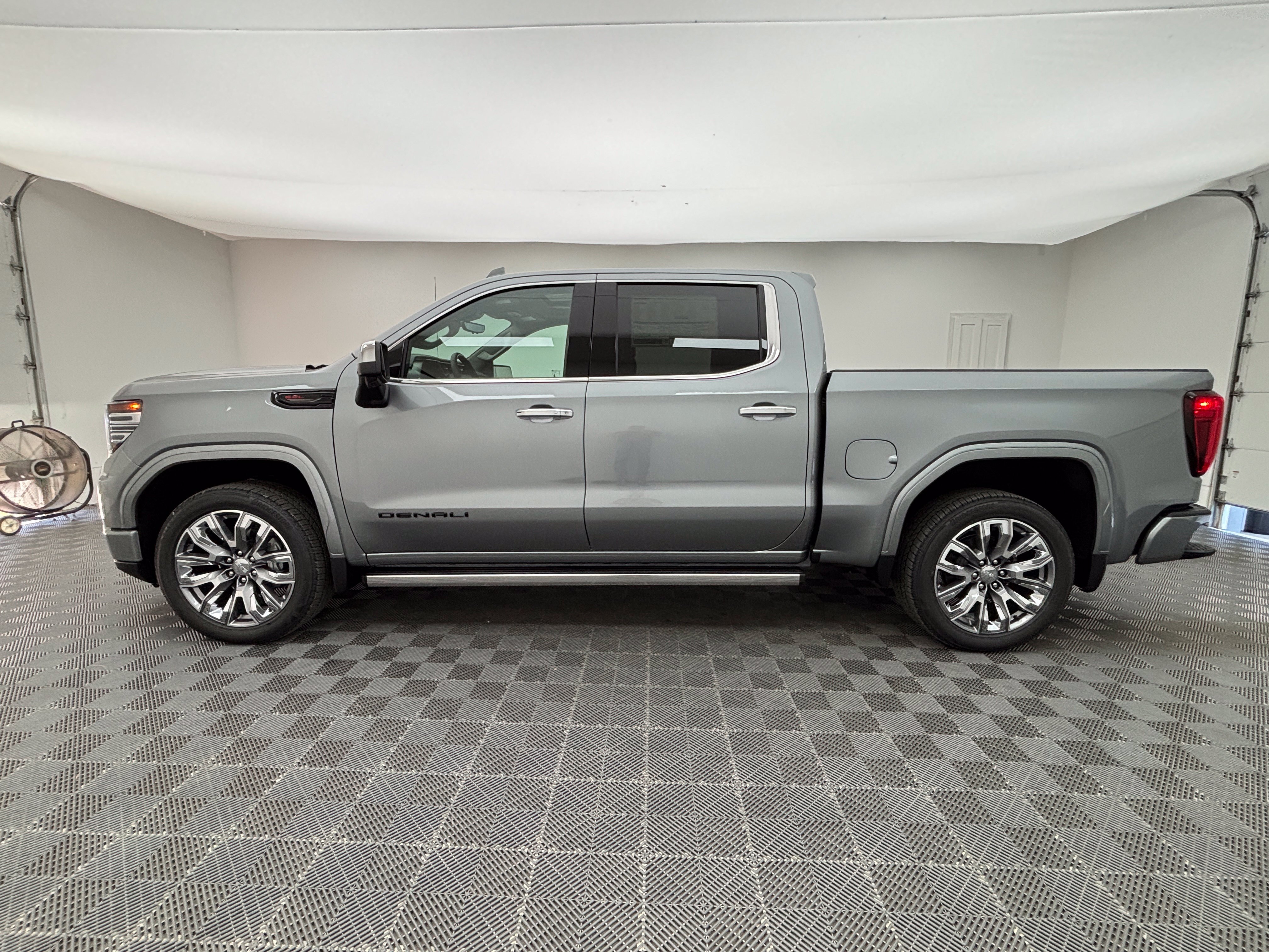 New 2026 GMC Sierra 1500 Denali AWD/4WD image 15