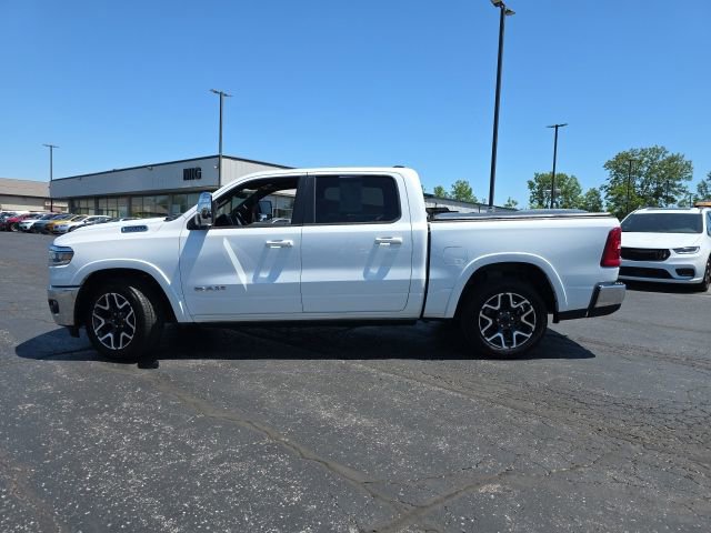 Used 2025 RAM 1500 Laramie w/ Advanced Safety Group II AWD/4WD image 3