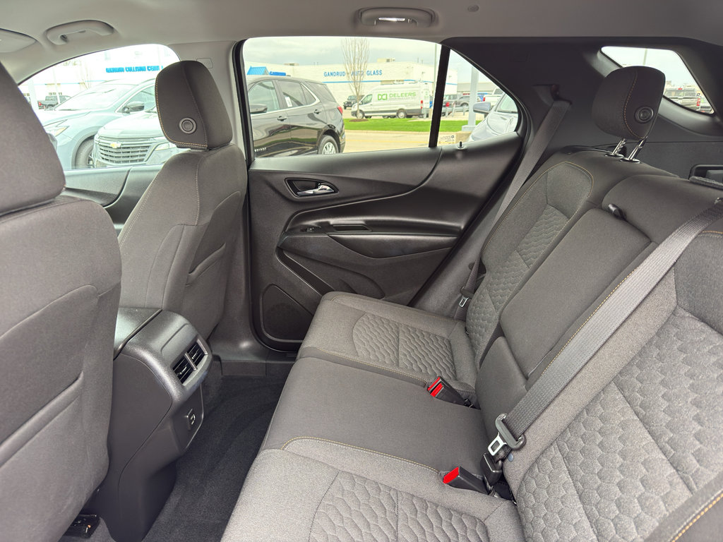 Used 2020 Chevrolet Equinox LT FWD image 32