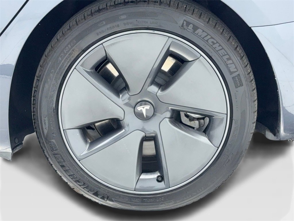 Used 2023 Tesla Model 3 Standard Range image 56