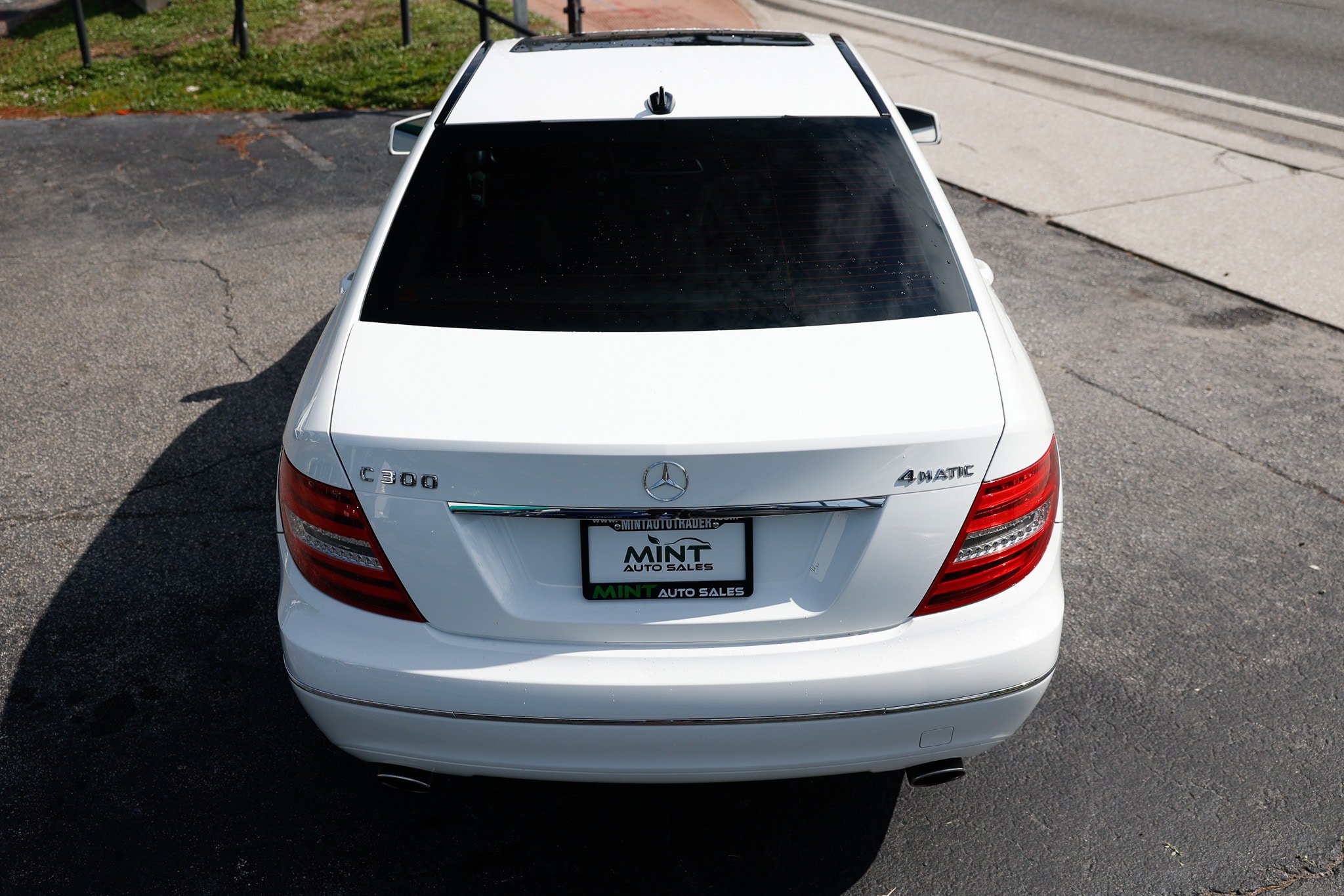 Used 2014 Mercedes-Benz C 300 4MATIC Sedan w/ Multimedia Package image 12