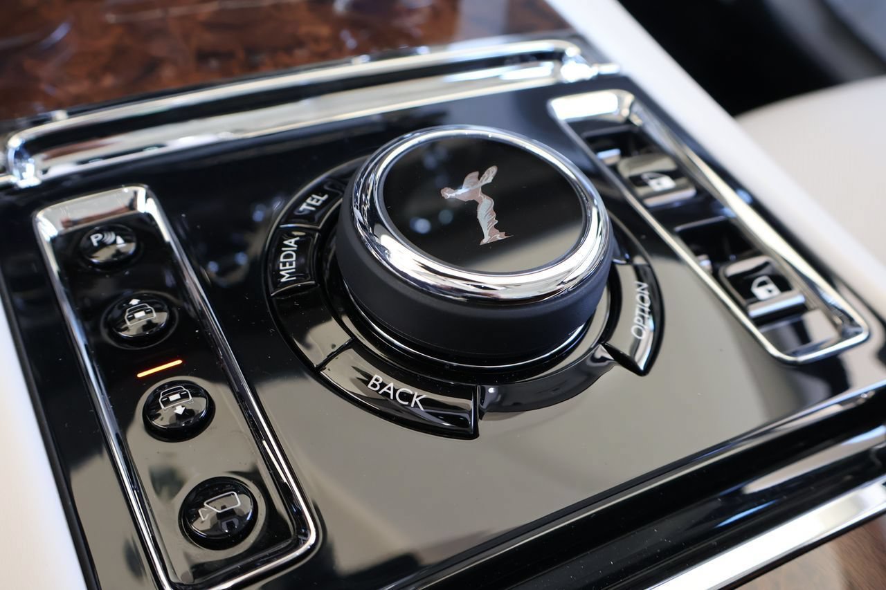New 2026 Rolls-Royce Ghost AWD/4WD image 29