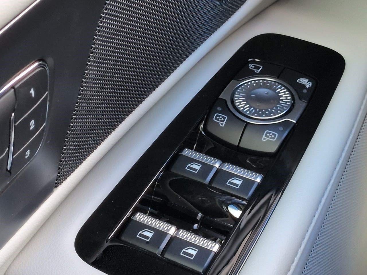 New 2026 Lincoln Nautilus Reserve AWD/4WD image 24