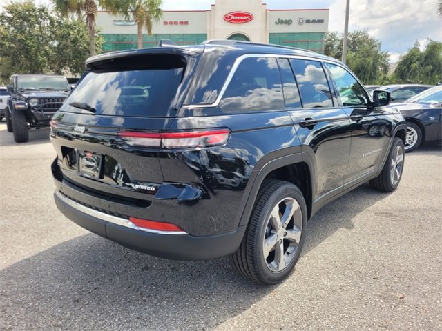 New 2025 Jeep Grand Cherokee Limited image 11