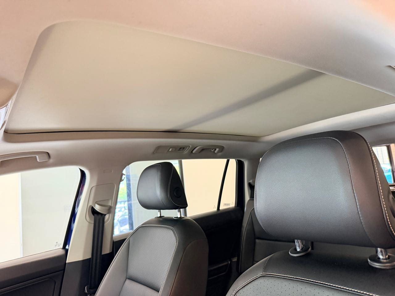Used 2021 Volkswagen Tiguan S FWD image 19