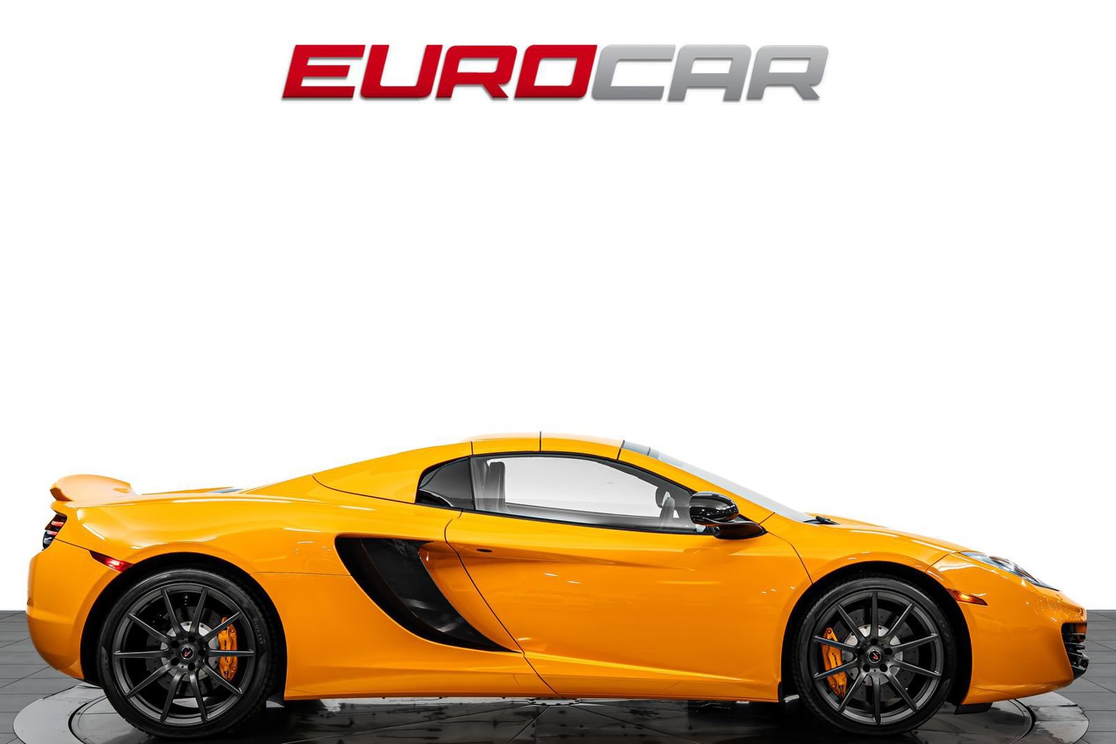 Used 2013 McLaren MP4-12C Spider RWD image 7