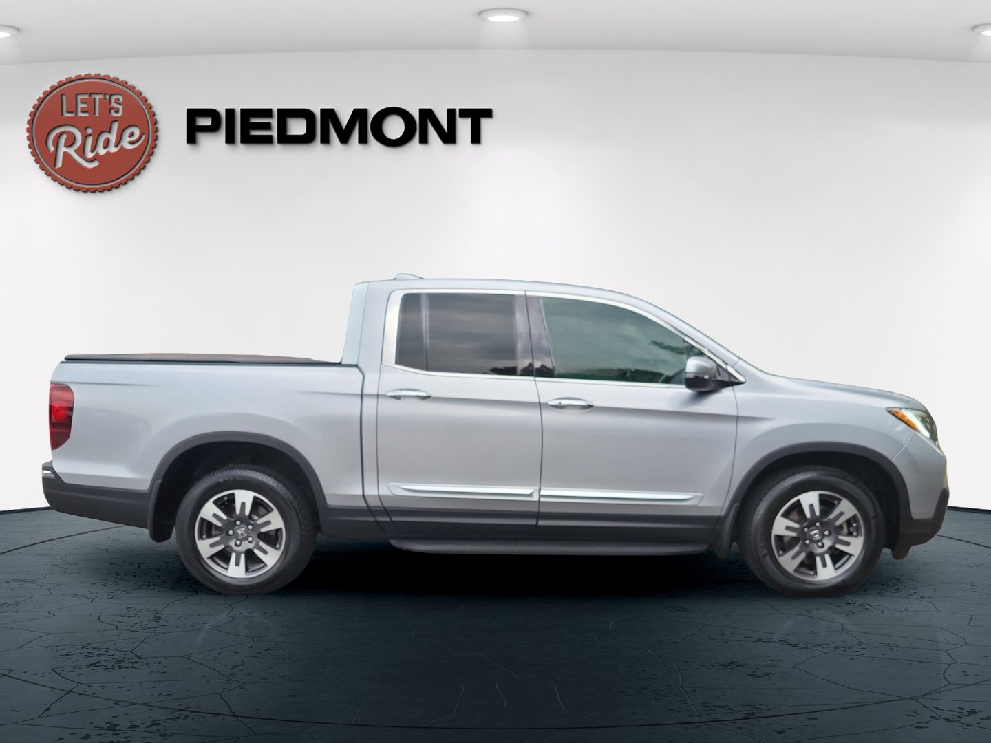 Used 2018 Honda Ridgeline RTL-E image 4