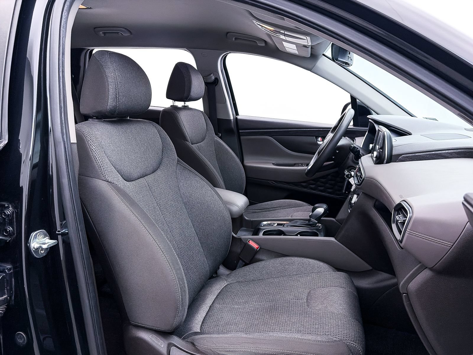 Used 2020 Hyundai Santa Fe SE FWD image 31