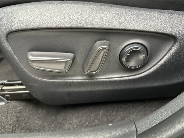 Used 2024 Toyota RAV4 Adventure image 12