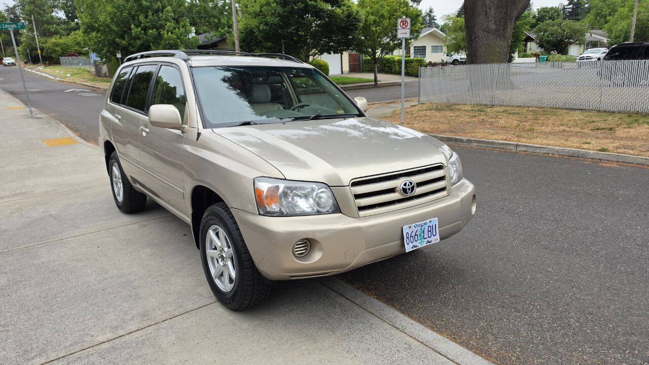 Used 2007 Toyota Highlander 4WD V6 w/ 3rd Row image 3