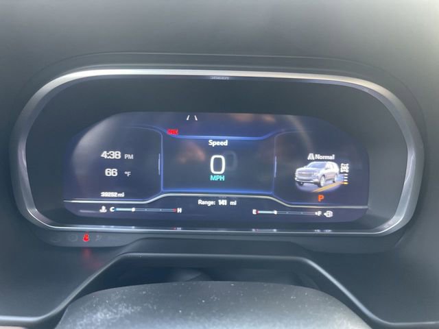 Used 2023 Chevrolet Suburban High Country image 15