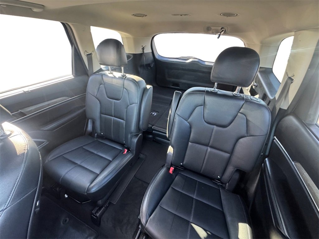 Used 2022 Kia Telluride EX w/ EX Premium Package image 14