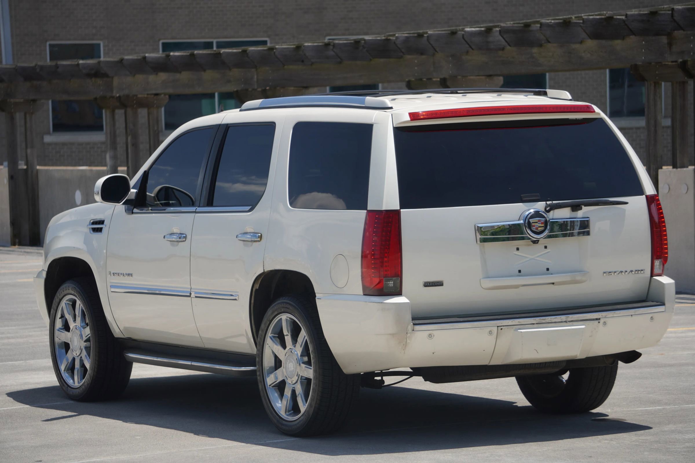 Used 2008 Cadillac Escalade AWD image 8