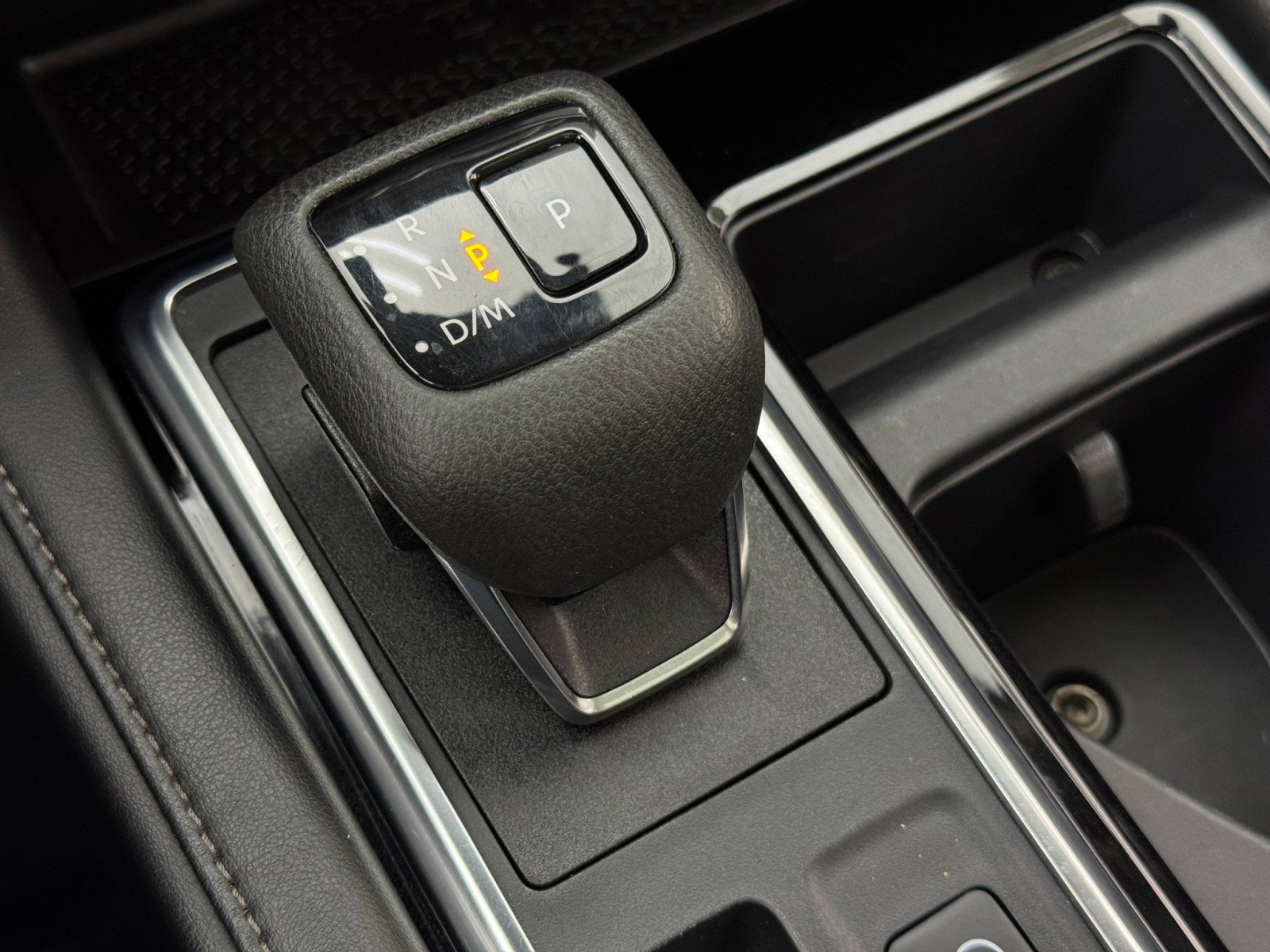 Used 2023 Nissan Pathfinder SL w/ SL Premium Package image 29