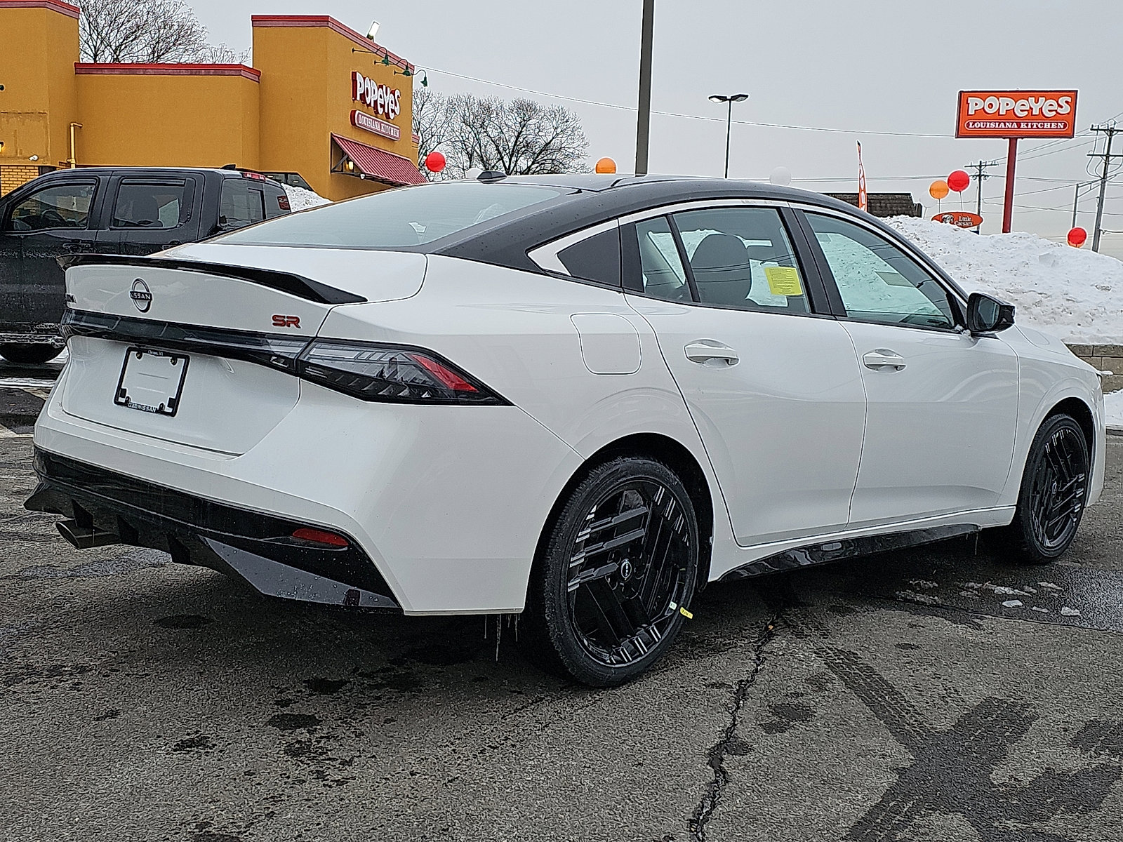 New 2026 Nissan Sentra SR w/ Floor Mat Package image 4