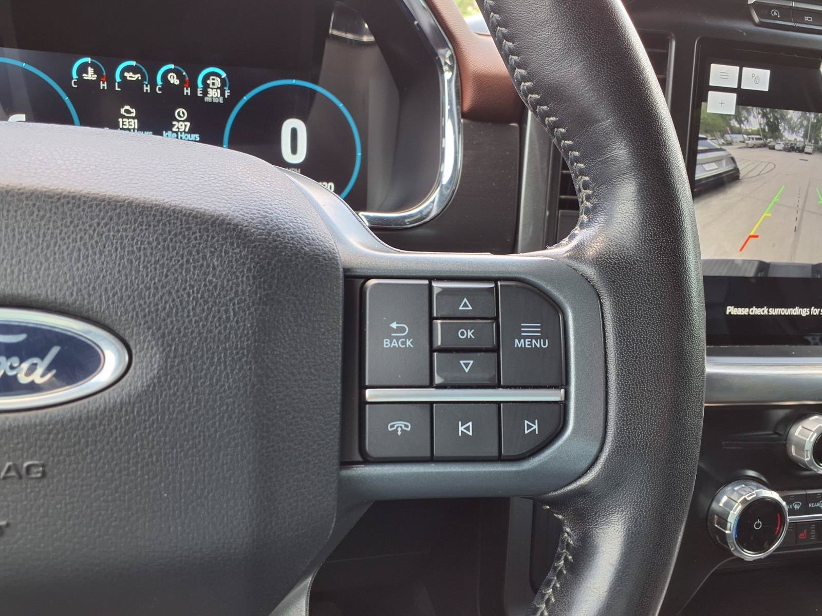 Used 2023 Ford F150 Lariat AWD/4WD image 31
