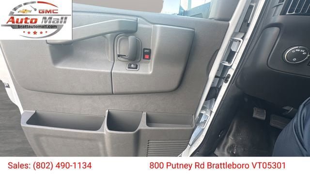 New 2025 Chevrolet Express 3500 w/ Power Convenience Package RWD image 13
