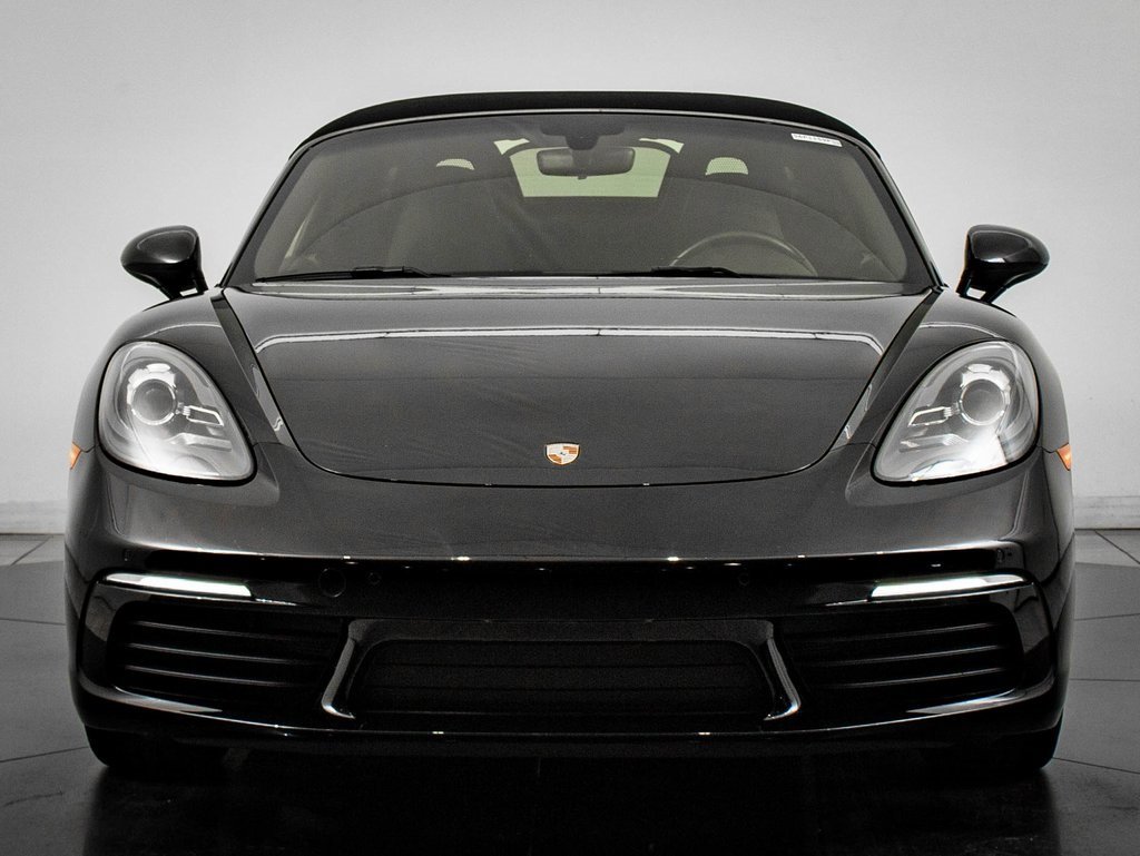 Certified 2018 Porsche 718 Boxster image 11