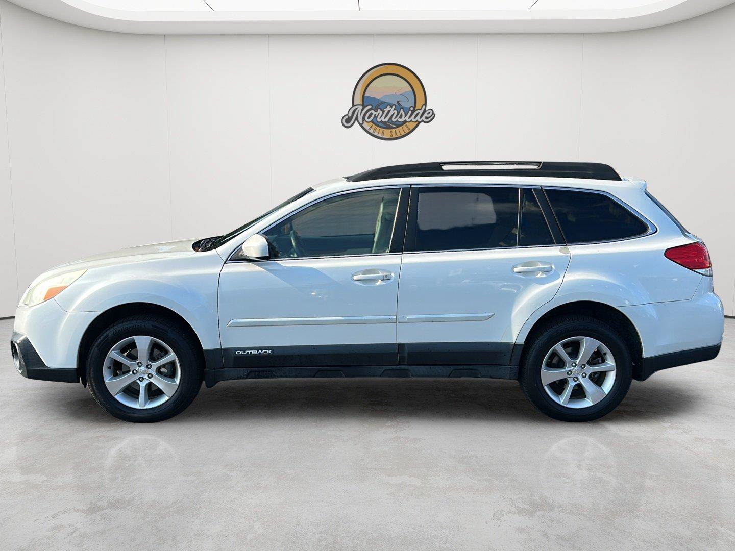 Used 2013 Subaru Outback 2.5i Limited AWD/4WD image 21