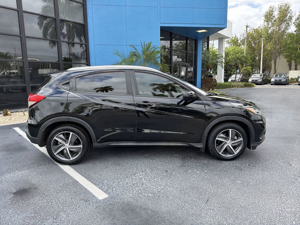 Certified 2022 Honda HR-V EX-L image 9