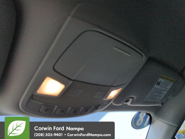 Used 2018 Ford Fusion SE w/ Fusion SE Technology Package FWD image 21