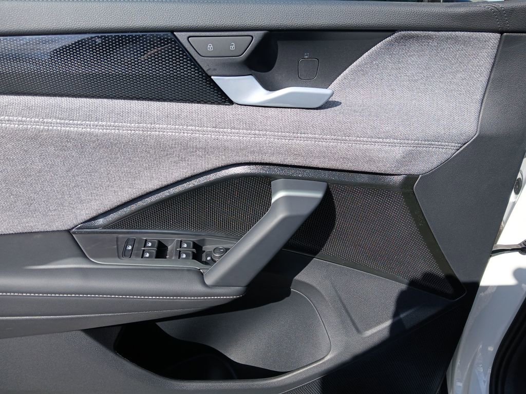 New 2026 Volkswagen Tiguan S image 11