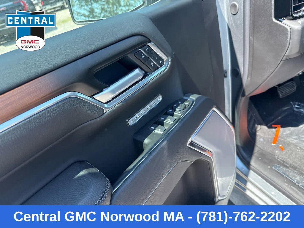 New 2026 GMC Sierra 1500 Denali AWD/4WD image 13