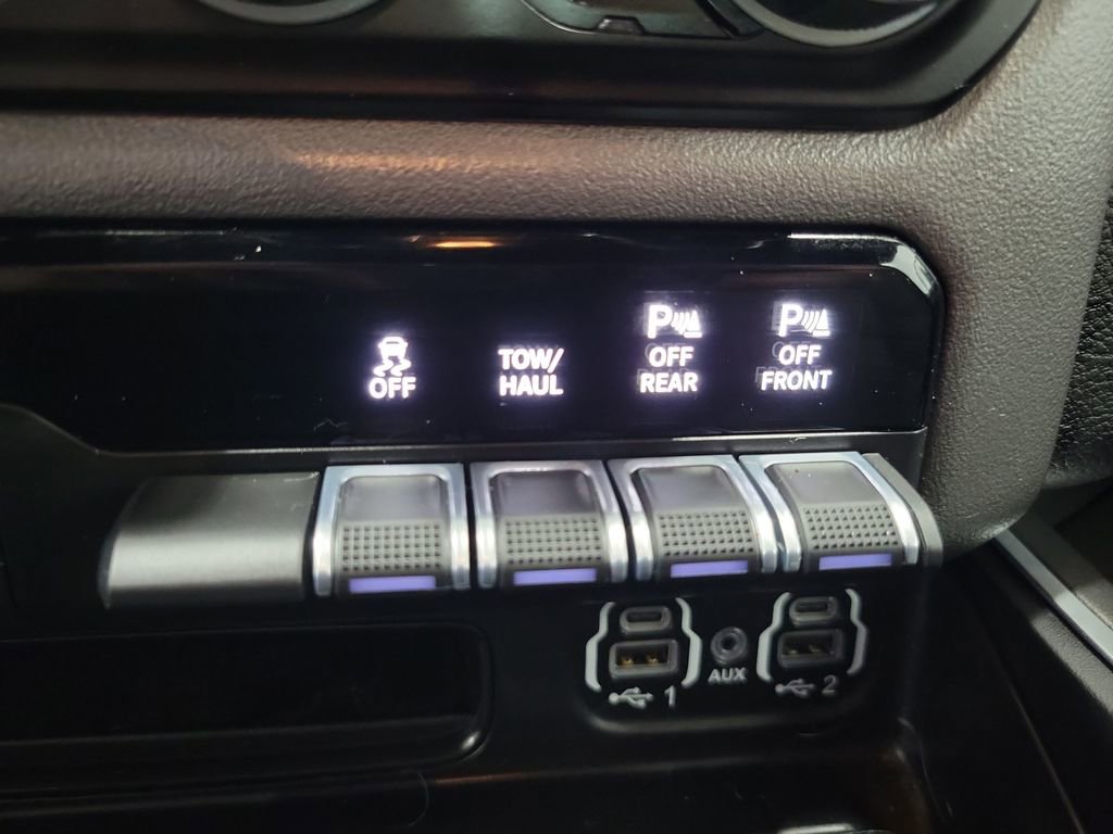 Used 2022 RAM 1500 Big Horn AWD/4WD image 45